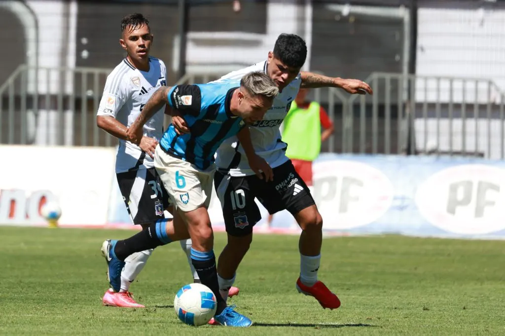 Claudio Aquino fue titular en la derrota de Colo Colo ante Huachipato. Foto: Eduardo Fortes/Photosport