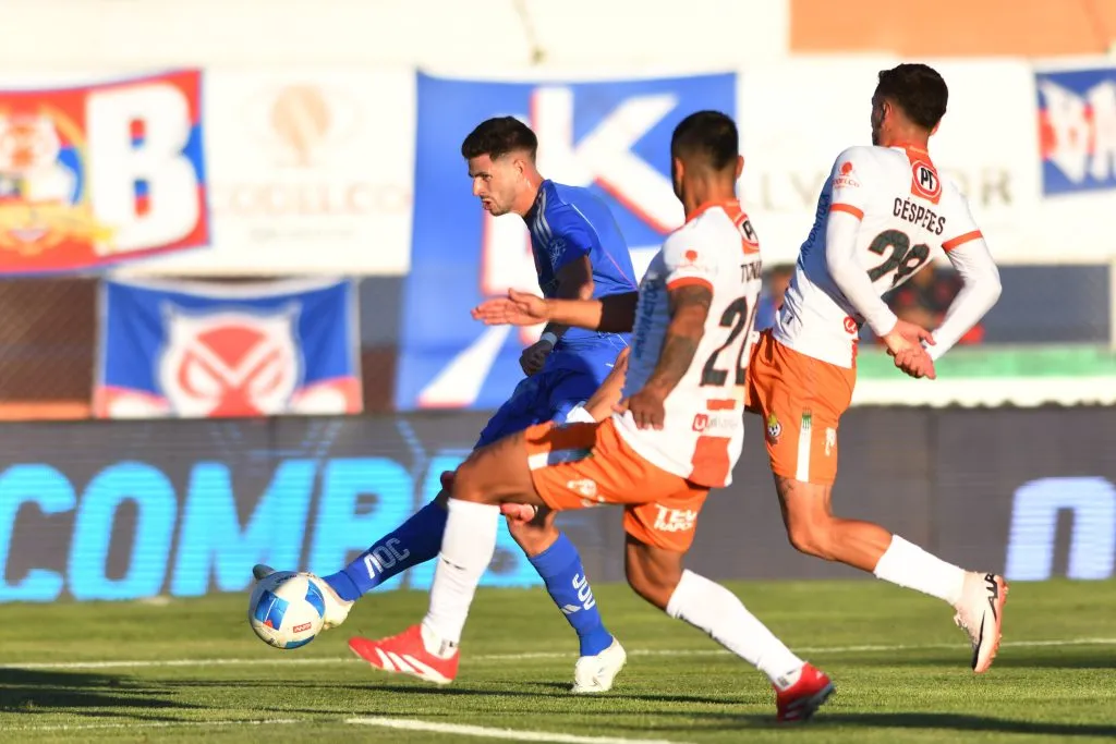 Lucas di Yorio y su gol ante Cobresal. Foto: Alejandro Pizarro/Photosport