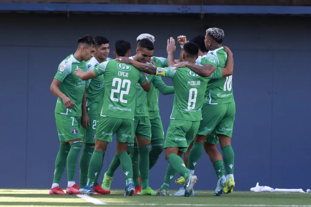 En Audax Italiano detallaron cómo utilizan la Inteligencia Artificial o IA para buscar jugadores. Foto: Photosport.