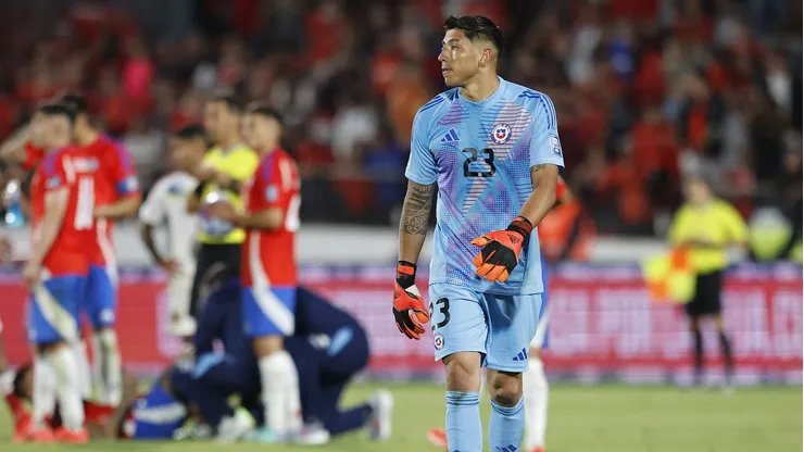 Brayan Cortés ha tenido un terrible inicio de año en Colo Colo y ya lo piden fuera del arco de Chile.