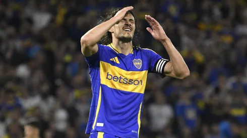 En Boca no superan el gol fallado por Cavani