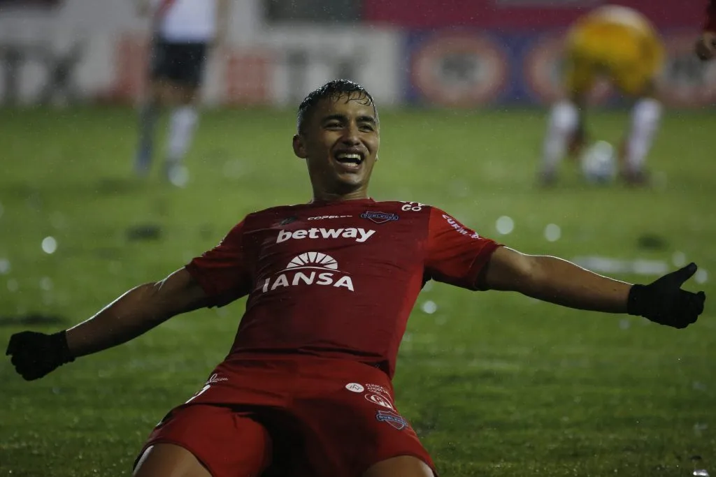 Nico Guerra se cansó de hacer goles en Chillán | Photosport