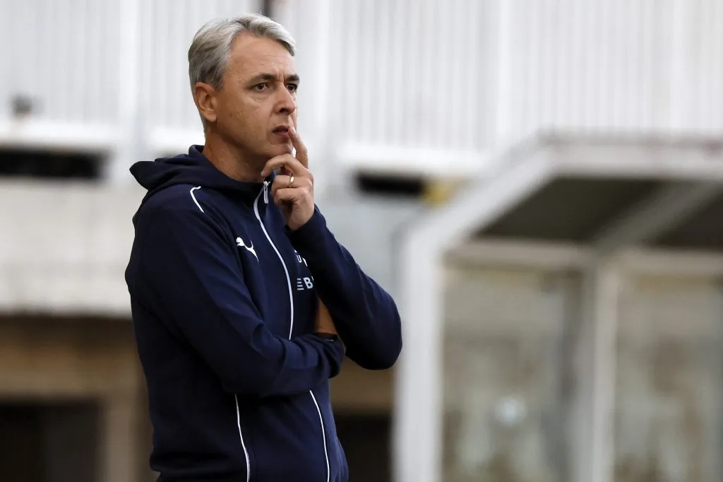 Tiago Nunes sabe que la UC juega un partido fundamental en la Sudamericana. (Andrés Piña/Photosport).