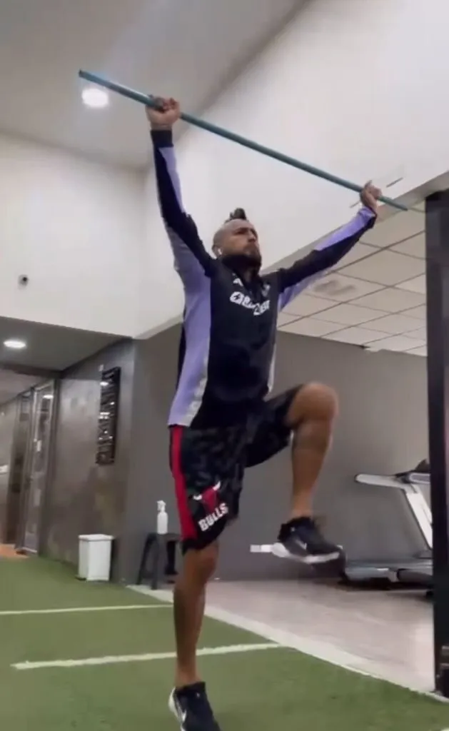 Arturo Vidal entrena con todo para volver lo antes posible a Colo Colo. Foto: Instagram.