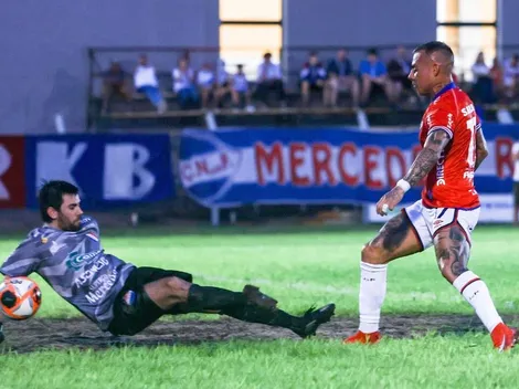 Fue figura: Eduardo Vargas anotó otra vez en Nacional de Uruguay