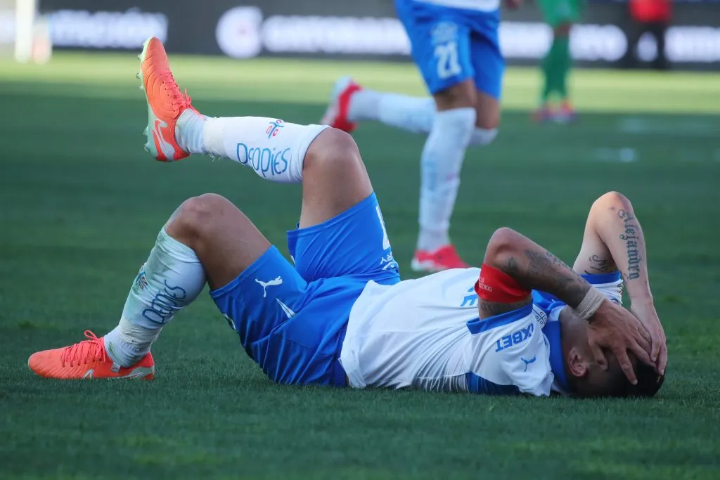 Gary Medel es baja en Universidad Católica para el duelo con Palestino. Foto: Photosport.