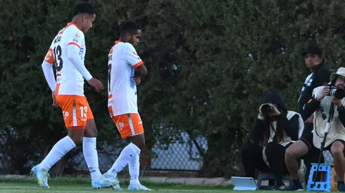 El inicio del bailecito de César Yanis.