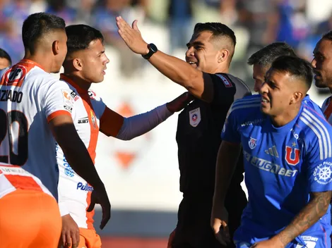 Dieron vuelta al árbitro: el VAR en el polémico penal de la U