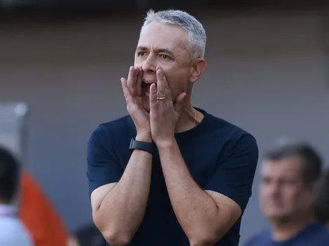 El informe arbitral que complica a Tiago Nunes en la UC: “realiza gestos..."