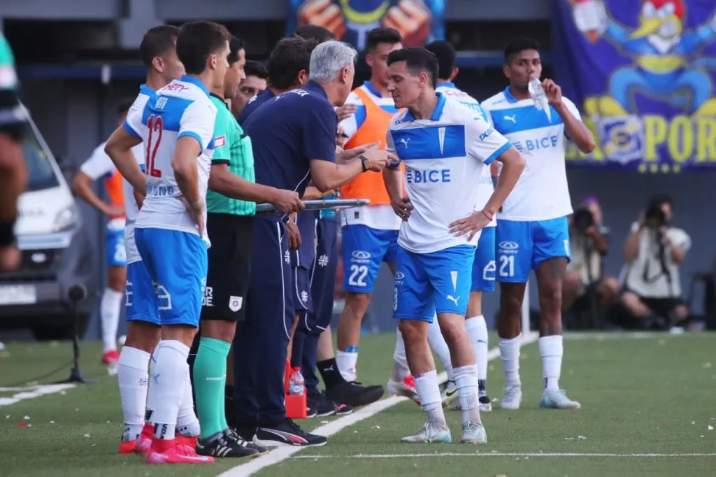 Universidad Católica se juega su temporada en Copa Sudamericana (Photosport)