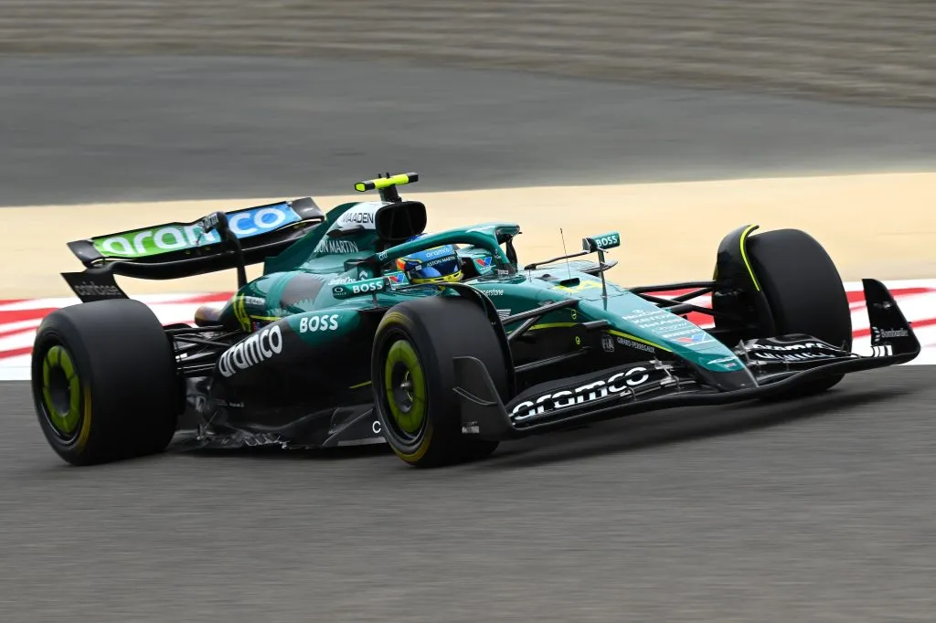 Fernando Alonso de Aston Martin durante las pruebas de F1 el 26 de febrero de 2025 (Getty Images).