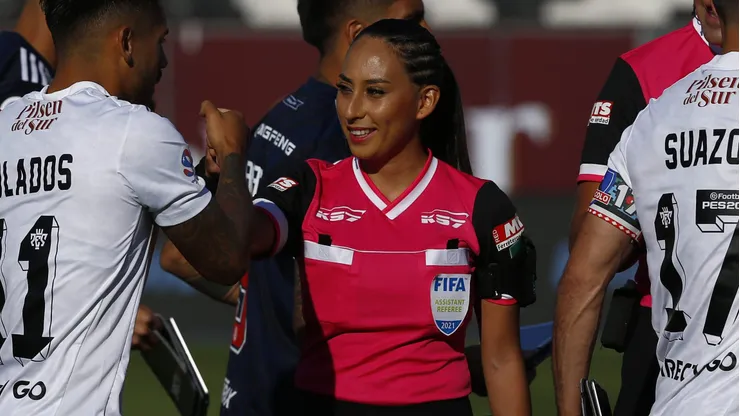 Cindy Nahuelcoy volverá a dirigir en un partido esta semana en el estadio Bicentenario de La Florida.
