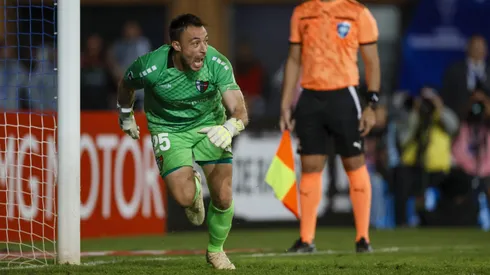 Sebastián Pérez eliminó a Universidad Católica de Copa Sudamericana.