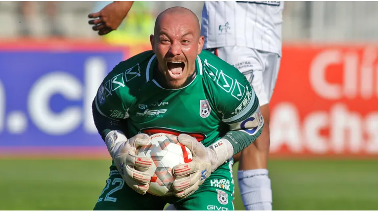 Melo sería el arquero elegido por Universidad Católica.