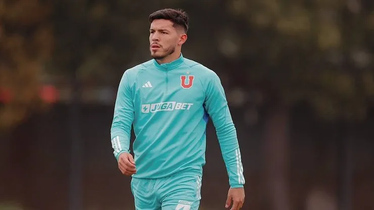 Bianneider Tamayo no la pasa bien en Universidad de Chile, y aún no puede sumar minutos oficiales con Gustavo Álvarez.