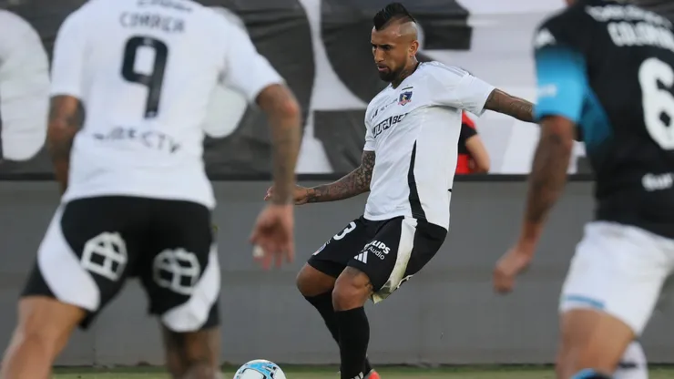 Vidal podría retornar al equipo titular de Colo Colo