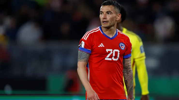Charles Aránguiz vuelve a estar en la Selección para Eliminatorias.