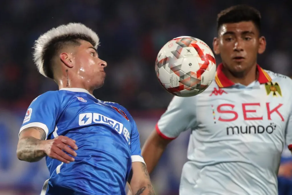 Azules e hispanos deberán esperar para enfrentarse este 2025. (Foto: Jonnathan Oyarzun/Photosport)