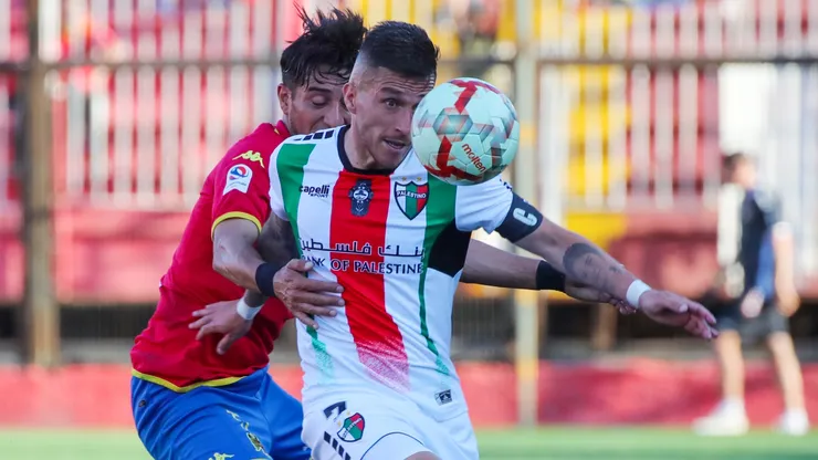 Bryan Carrasco entre los elegidos en 11 ideal de Copa Sudamericana.
