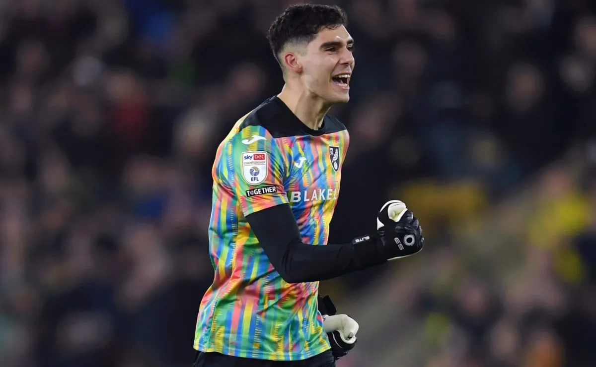 Vicente Reyes deja mensaje tras debut en Inglaterra y baja en Selección