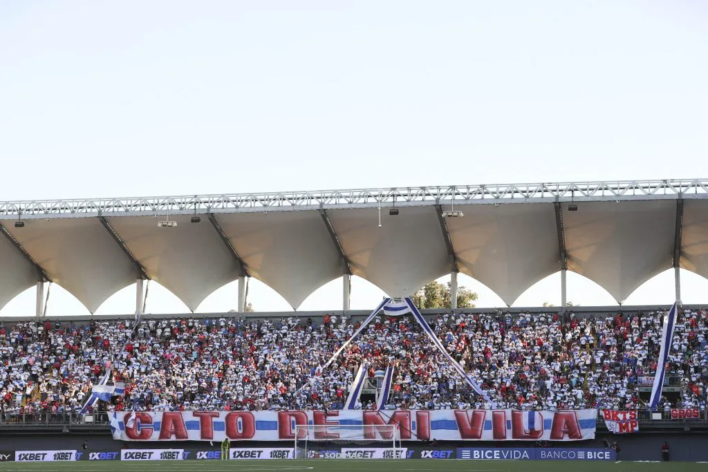 La UC será local en La Florida ante Colo Colo. Foto: Felipe Zanca/Photosport