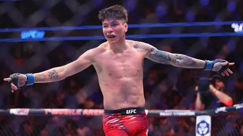 Triunfazo del chileno en la UFC.