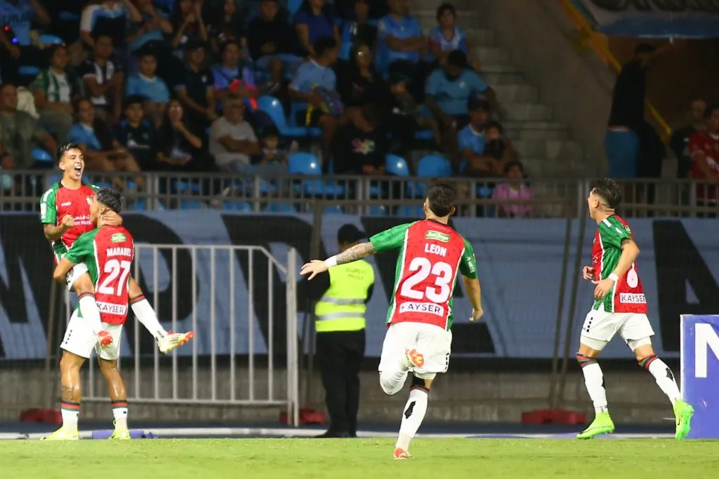El festejo de Palestino al golazo de Joe Abrigo. (Alex Diaz/Photosport).