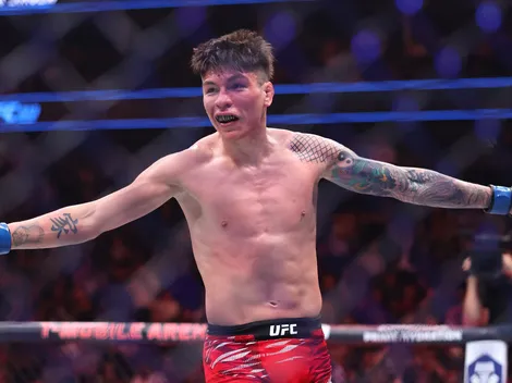 "La hue...": comentarista de la UFC garabatea al aire