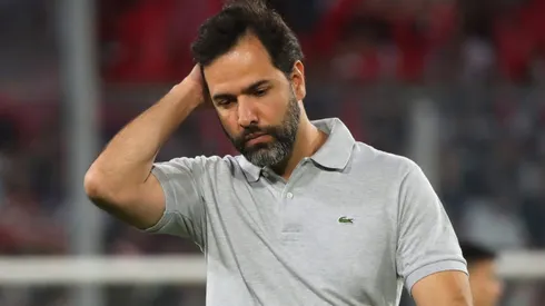 Gustavo Leal sumó otra caída con Everton. Esta vez ante Colo Colo.