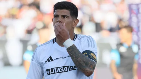 Esteban Pavez salió muy preocupado del Monumental.