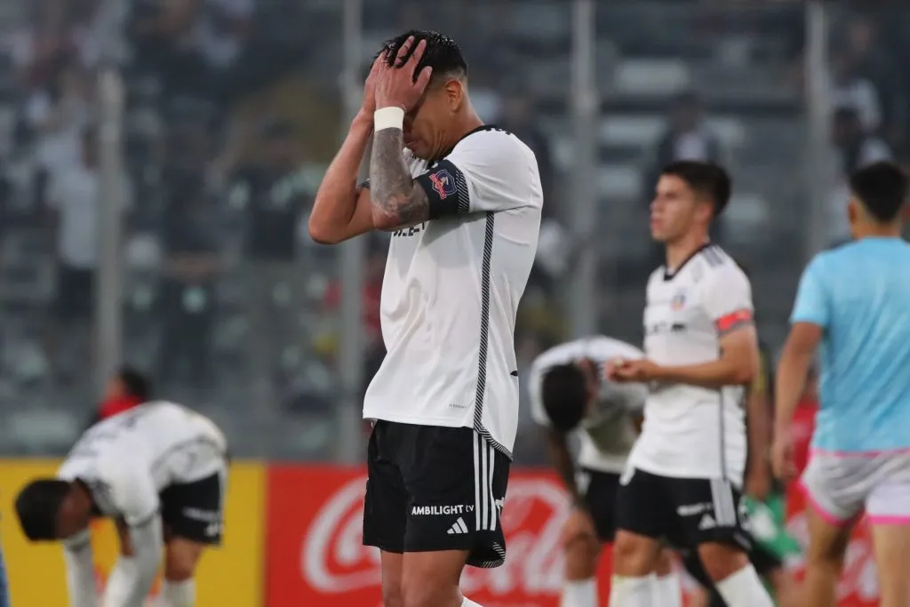 Esteban Pavez salió muy preocupado del Monumental. (Jonnathan Oyarzun/Photosport).
