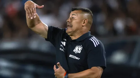 Almirón no quiere dejar pasar detalles en los partidos de Colo Colo