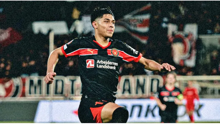 Osorio se mandó un golazo en el fútbol danés.