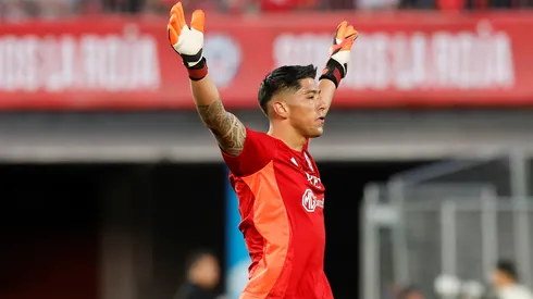 Suplencia de Brayan Cortés en Colo Colo complica a la Selección Chilena.