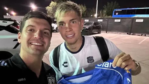 Este volante fue cedido por el Cacique a Everton de Viña del Mar, donde dejó una buena impresión casi de inmediato.