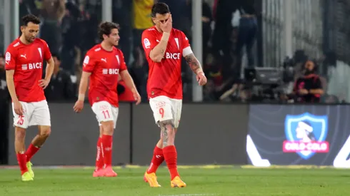 Católica dice tener fechas para jugar el Clásico ante Colo Colo.