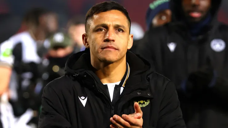 Alexis Sánchez sufre por decisión del DT de Udinese.