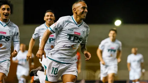 Jorge Luna anotó el mejor gol del 2025 del fútbol chileno.