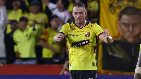 Octavio Rivero es figura de Barcelona, pero le buscan salida.