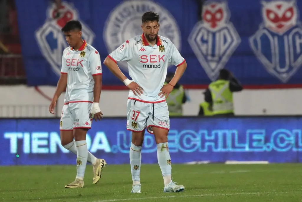 Unión Española será local ante U de Chile en el partido atrasado. Foto: Jonnathan Oyarzun/Photosport