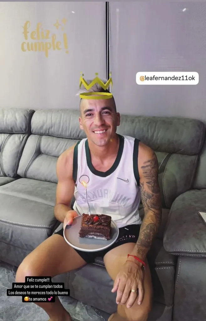 La esposa de Leandro Fernández le dedicó la foto con un especial regalo de cumpleaños.