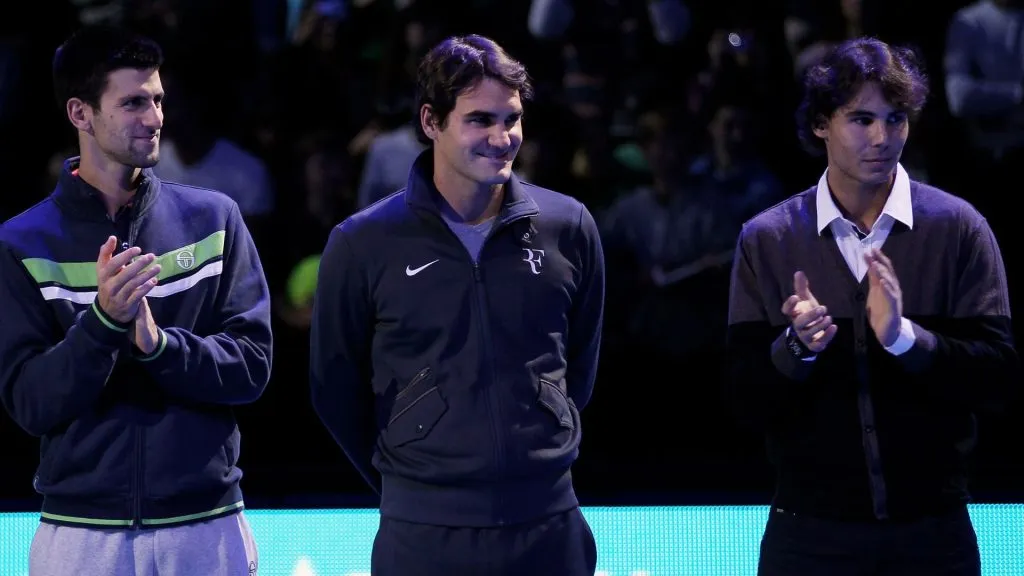 Novak Djokovic, Roger Federer y Rafael Nadal durante la ceremonia de retirada de Carlos Moyá en 2010 (Getty Images).