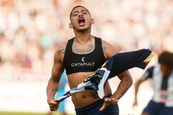 Kevin Quevedo anotó un gol ante Deportes Iquique. (Foto: Getty Images).
