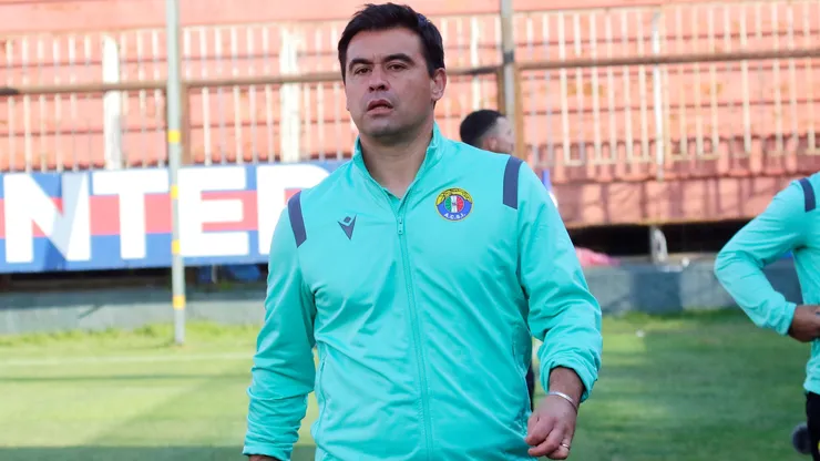 Juan José Ribera no sabe de derrotas ante la U con el Audax Italiano.