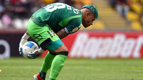 Diego Sánchez recibió amarilla.