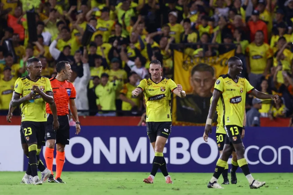 Octavio Rivero en tremendo momento con el Barcelona de Ecuador.. (Photo by Franklin Jacome/Getty Images)