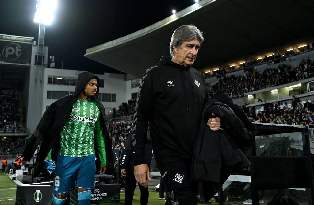 Manuel Pellegrini otra vez hizo historia. Foto:  (Photo by Octavio Passos/Getty Images)