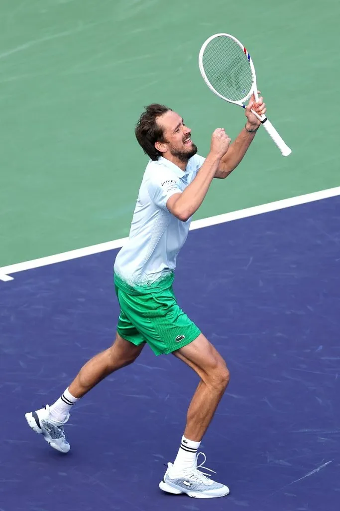 Daniil Medvedev celebra un punto de partido contra Arthur Fils en el Indian Wells 2025 (Getty Images).