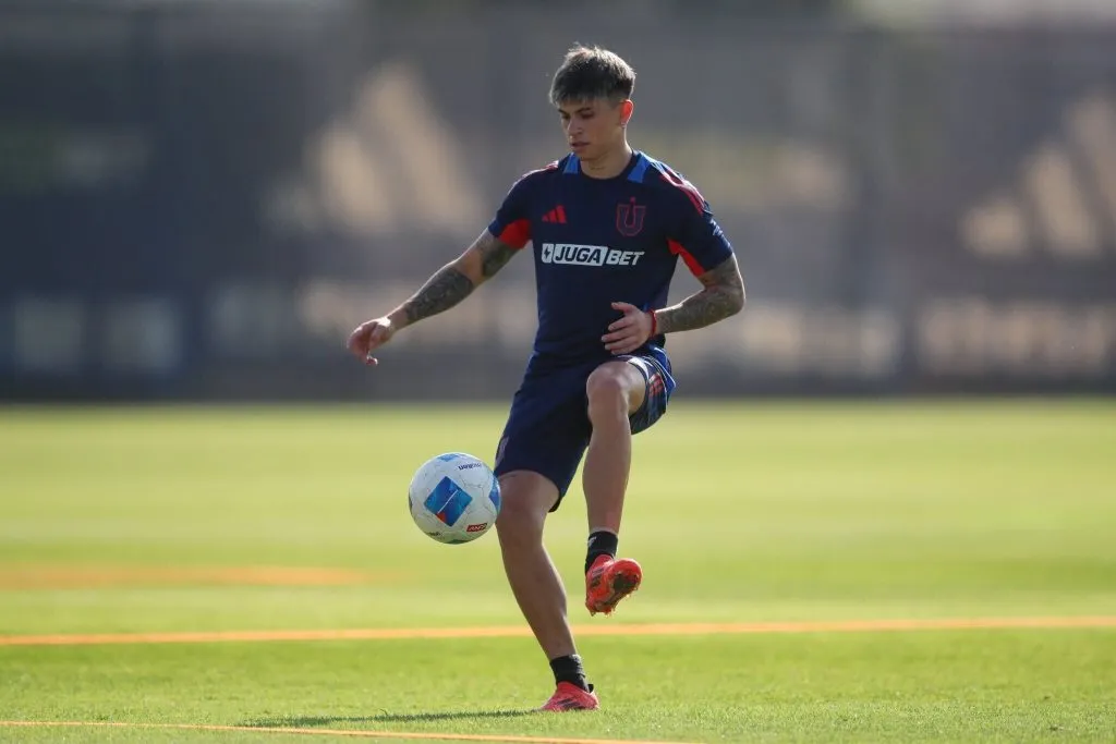 Maximiliano Guerrero hace trabajo diferenciado en la U. Foto: U de Chile.
