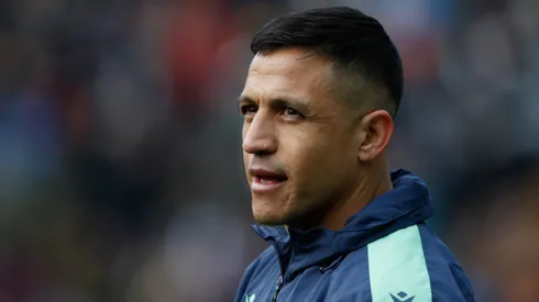 Alexis Sánchez no sale de la banca en Udinese.